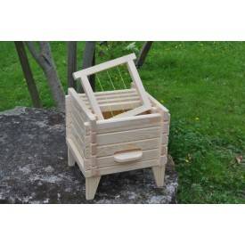 Klassieke houten bijenkast 2