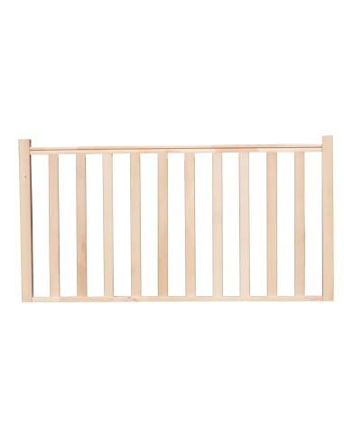 Parapetto con fusi in legno su misura