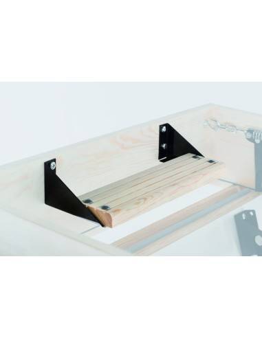 Landing step for loft staircase