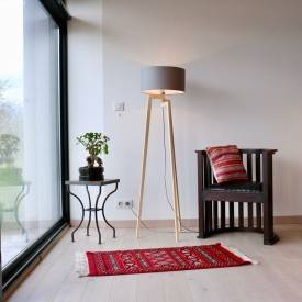 Spinnenartige Dreibeinlampe