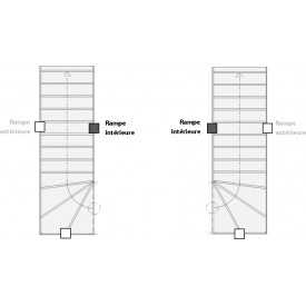 MODEL BINNENBALUSTRADE MET ZWARTE METALEN SPĲLEN EN HOUTEN PALEN 2