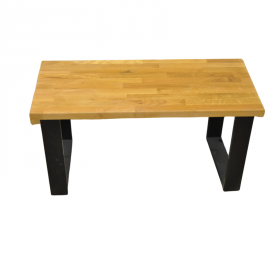 Houten salontafel met zwarte metalen poten