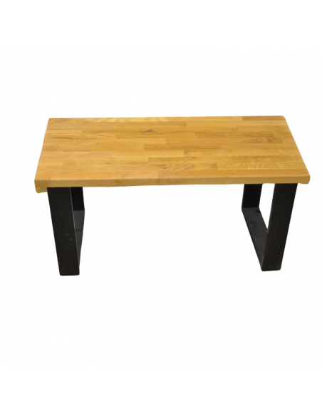 Couchtisch aus Holz mit schwarzen Metallbeinen