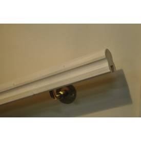 Main courante en sapin traditionnelle moulurée