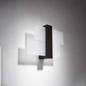 Wandstrahler aus Holz für den Innenbereich 2