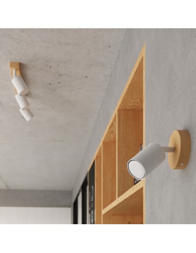 Wandstrahler aus Holz für den Innenbereich