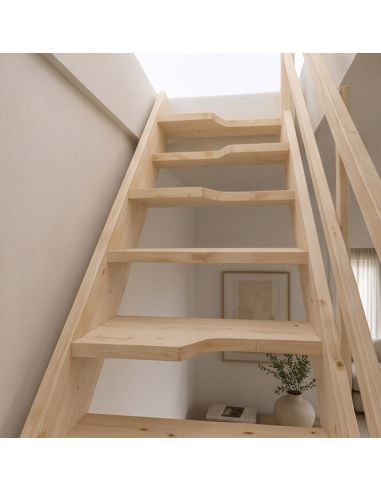 ADRET Fir quarter-turn bottom staircase