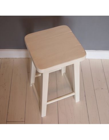 Tabouret en pin