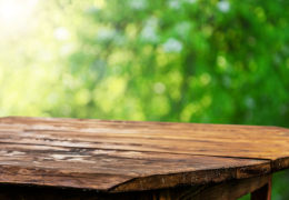 10 styles de design de tables en bois pour votre intérieur